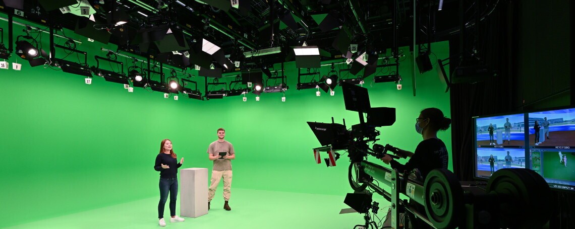 Wissenschaftliche*r Mitarbeiter*in (w/m/d) für die Bereiche Virtuelles Studio / Virtuelle Realität und Bildtechnik, 2. Bild